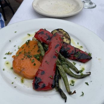 A Tavola - Italian Near Me - Chicago, Illinois