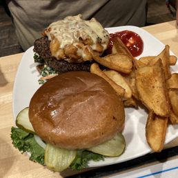 Cheesecurd Burger