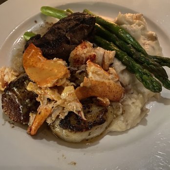 Jeffrey Adams on Fourth - Land and Sea - Steakhouses Near Me - Winston-Salem, North Carolina Jeffrey Adams on Fourth - Land and Sea - Steakhouses Near Me - Winston-Salem, North Carolina