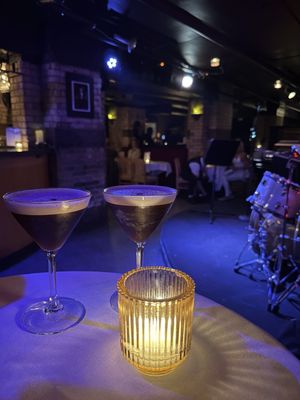 The Reservoir Lounge by null