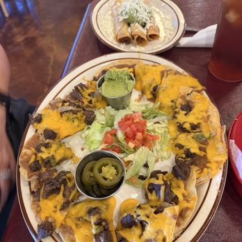 Sazon Mexican Cafe - Beef nachos and taquitos - Mexican Near Me - San Antonio, Texas