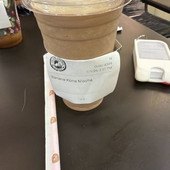 Island Vintage Coffee - Banana Kona mocha - Acai Bowls Near Me - Honolulu, Hawaii