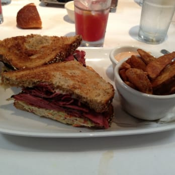Tarpy's Roadhouse - Buff pastrami Sammy - New American Near Me - Monterey, California