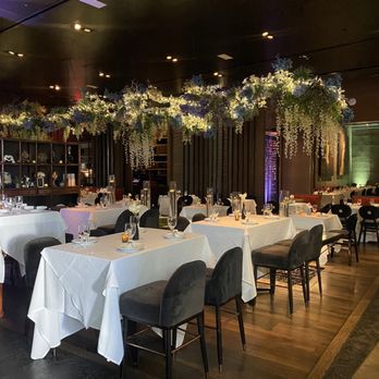 AnQi Bistro - Dining Area, - Asian Fusion Near Me - Costa Mesa, California