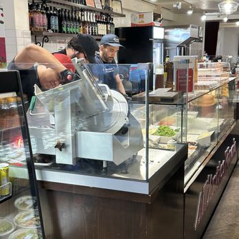 All'Antico Vinaio - Slicing the meatz - Sandwiches Near Me - New York, New York All'Antico Vinaio - Slicing the meatz - Sandwiches Near Me - New York, New York
