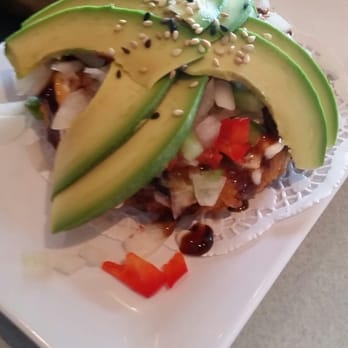 Kiku - Avocado sushi pizza - Japanese Near Me - Markham, Ontario