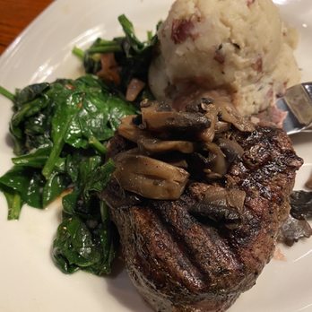 Sam Snead's Tavern - Steakhouses Near Me - Savannah, Georgia
