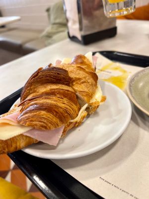 A Padaria Portuguesa by null