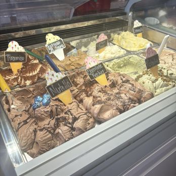 Freddy's Pizza - Gelato - Pizza Near Me - Cicero, Illinois
