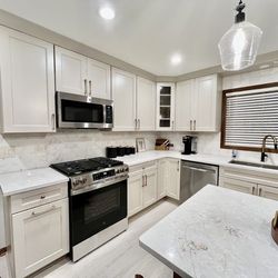 Dramatix Decor - Complete kitchen remodel