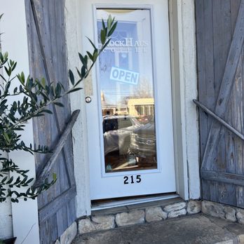Rockhaus Coffee - Coffee & Tea Near Me - Fredericksburg, Texas