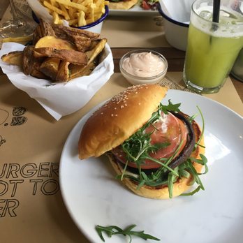 To.B - Green Burger and Fries - Salad Near Me - Lisbon, 11