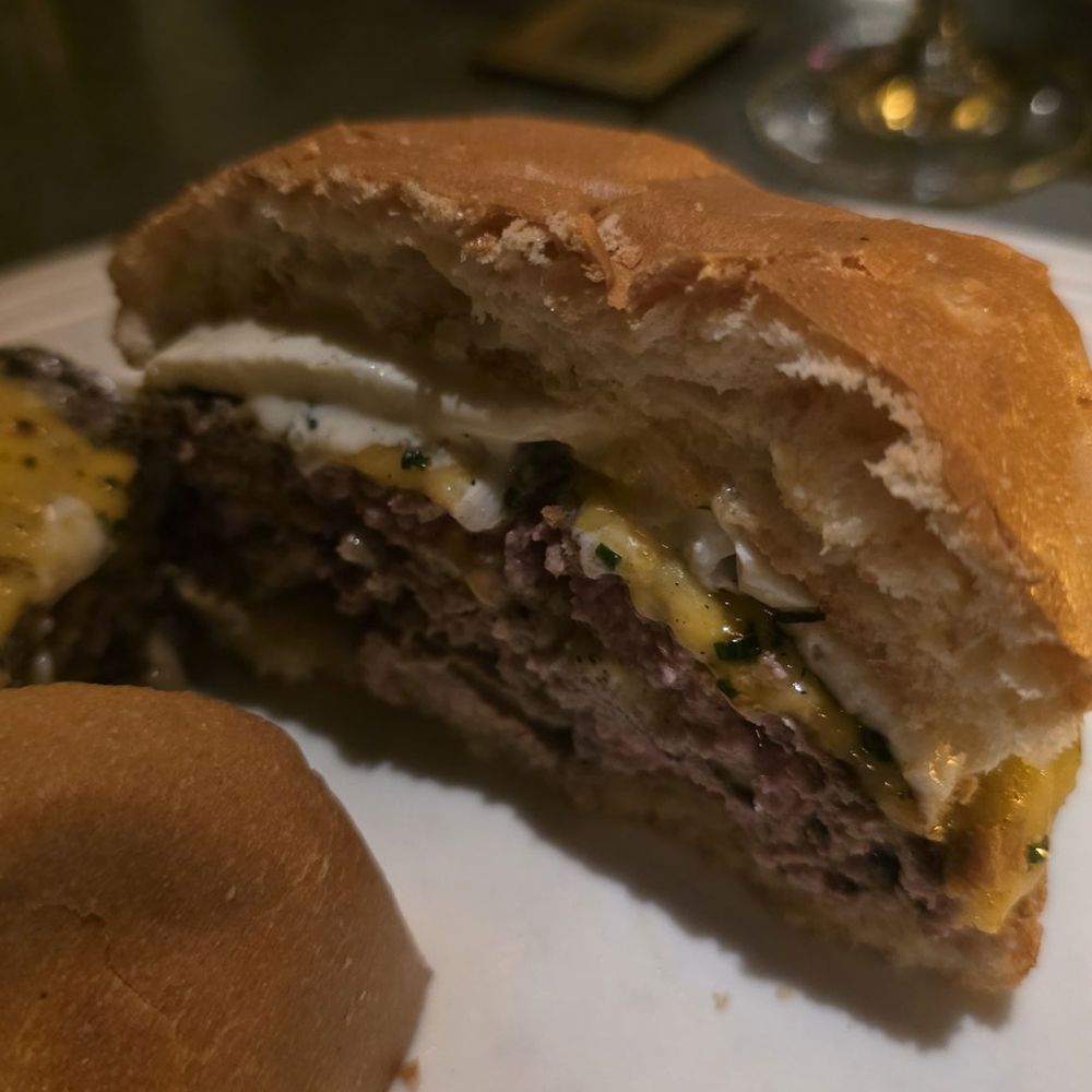 Au Cheval - Bars Near Me - Chicago, Illinois Au Cheval - Bars Near Me - Chicago, Illinois