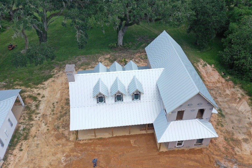 Slide of B & M Roofing