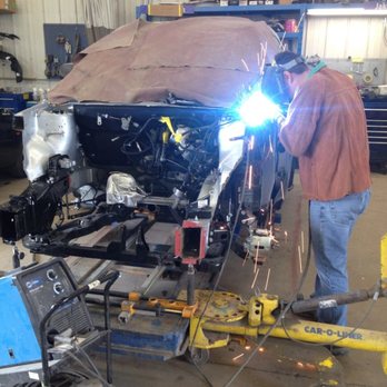 Crystal Auto Body - Body Shops Near Me - Milwaukee, Wisconsin