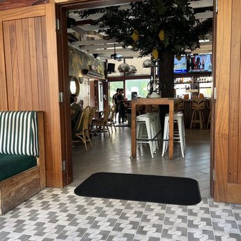 Limonada Bar + Brunch - Inside view - Breakfast & Brunch Near Me - Miami Beach, Florida