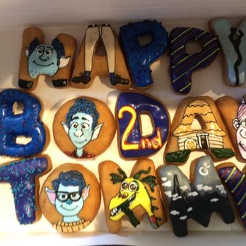 Donut House - Custom Birthday Donut Box - Donuts Near Me - Fort Worth, Texas Donut House - Custom Birthday Donut Box - Donuts Near Me - Fort Worth, Texas