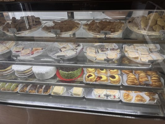 Vesuvio Bakery & Deli by null