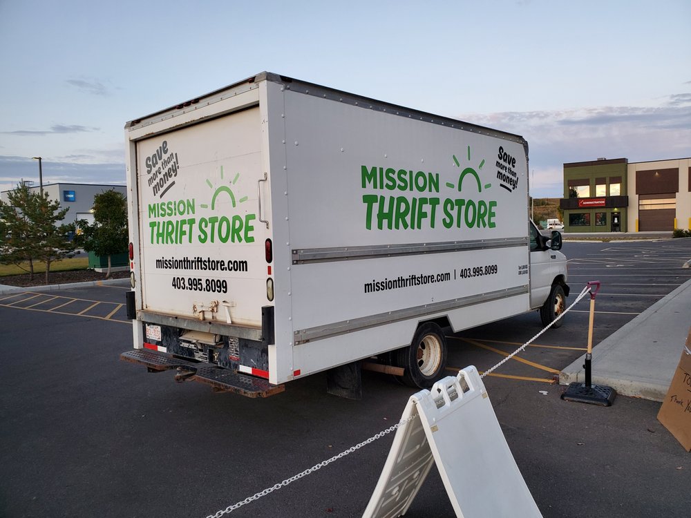 MISSION THRIFT STORE Updated October 2024 27 Photos 216 Stockton