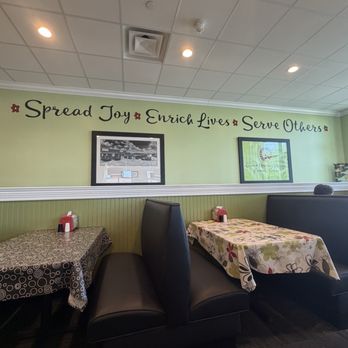 Chicken Salad Chick - Chicken Shop Near Me - Norfolk, Virginia Chicken Salad Chick - Chicken Shop Near Me - Norfolk, Virginia