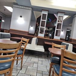 Arby's - Dining Room