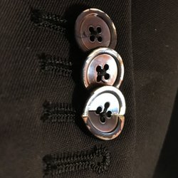 Nicee Dry Cleaner - They couldn't care less of your clothes (not even when they made you pay for premium service).