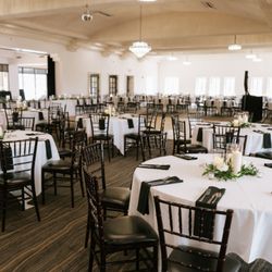 Lake Quivira Country Club - Wedding Venue near Shawnee, KS. Lakefront Venue. Event Venue. Business Luncheon Venues. Event Spaces with Golf Course. Private Event Venue.