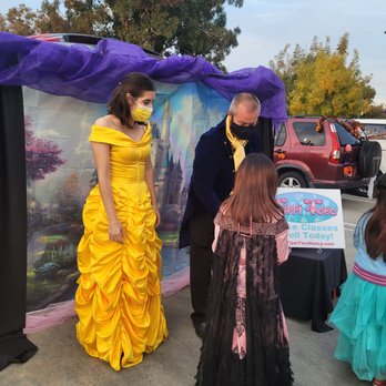 Rosemead Trunk or Treat - The girls enjoyed seeing Bell. - Community Centers Near Me - Rosemead, California Rosemead Trunk or Treat - The girls enjoyed seeing Bell. - Community Centers Near Me - Rosemead, California