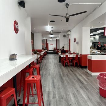 Gus Tacos - Lots of seating - Mexican Near Me - Toronto, Ontario Gus Tacos - Lots of seating - Mexican Near Me - Toronto, Ontario