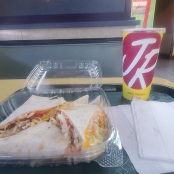 Miguels Jr - Dinner is served CHICKEN QUESADILLA WITH LETTUCE AND TOMATO - Mexican Near Me - Corona, California