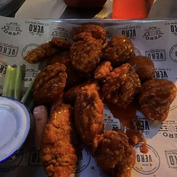 Vero Chicago Pizza - Buffalo Boneless Chicken Wings Special - Pizza Near Me - San Tan Valley, Arizona Vero Chicago Pizza - Buffalo Boneless Chicken Wings Special - Pizza Near Me - San Tan Valley, Arizona