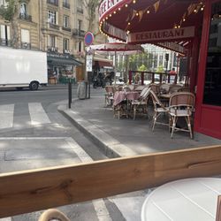 Les Deux Coupoles