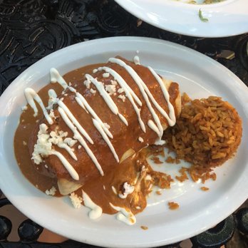 Coyote Crossing - Burrito Tinga - Mexican Near Me - Conshohocken, Pennsylvania Coyote Crossing - Burrito Tinga - Mexican Near Me - Conshohocken, Pennsylvania