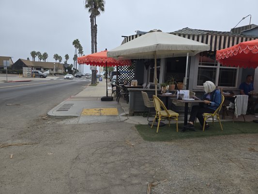 Little Lion Cafe by null