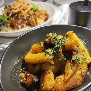 Crossroads Kitchen - Acorn squash and mushrooms - Vegan Near Me - Las Vegas, Nevada