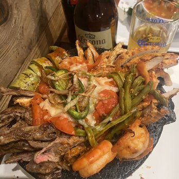 Mariscos 1AM - Molcajete mixto - Mexican Near Me - Concord, California