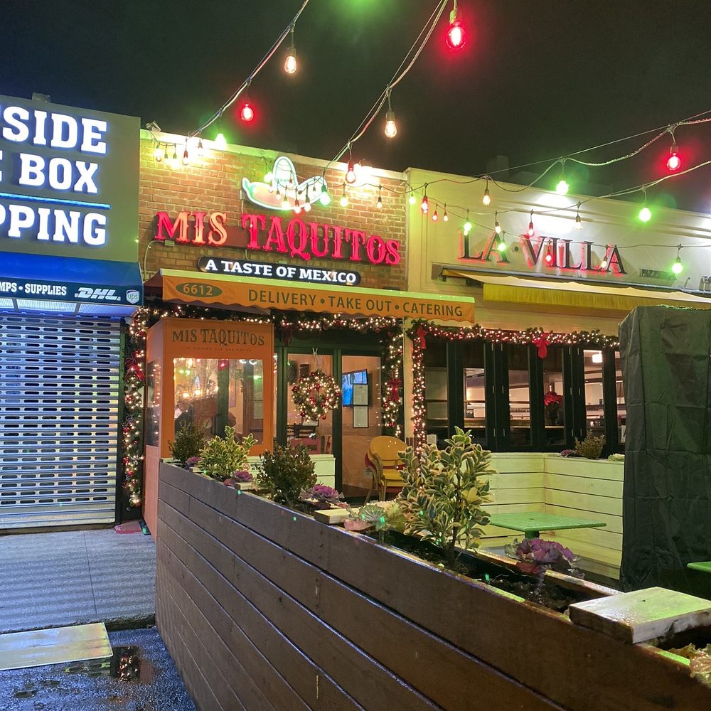 Mis Taquitos - Restaurant outside - Mexican Near Me - Brooklyn, New York