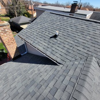 Maksym Construction - Roofing Near Me - Beecher, Illinois
