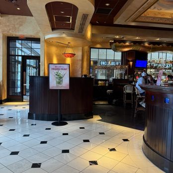 The Cheesecake Factory - Desserts Near Me - Schaumburg, Illinois