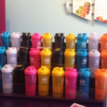 Planet Smoothie - They sell the smart shaker cups which are awesooooome! - Juice Bars & Smoothies Near Me - Doral, Florida