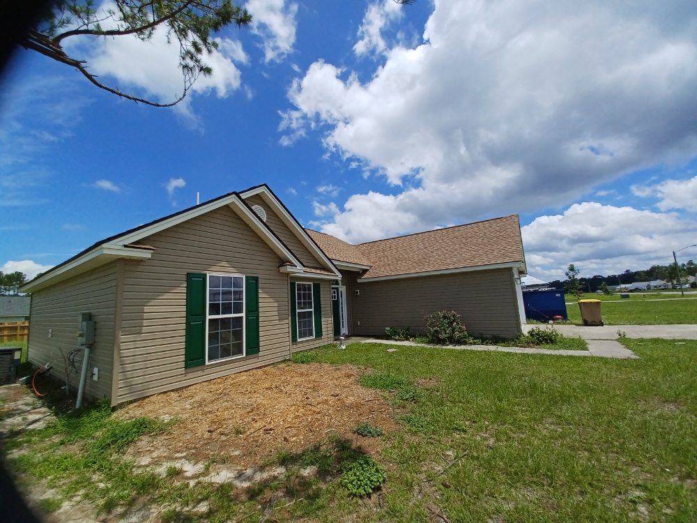 Slide of Professional Roofing Solutions