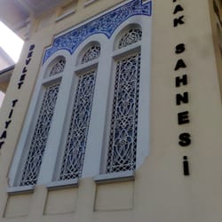 İzmir Devlet Tiyatrosu
