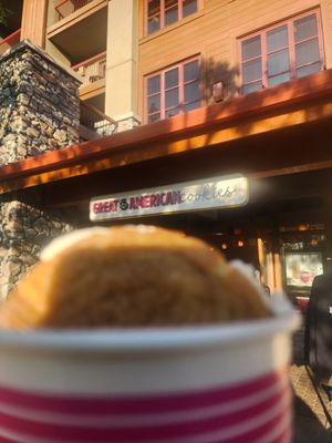 Great American Cookies by null