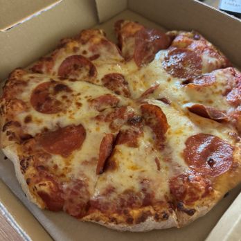 Kel's Patriot Pizza - Pepperoni 10" - Pizza Near Me - Campton, Kentucky