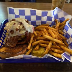 Lake Appeil - Lakeside burger!!