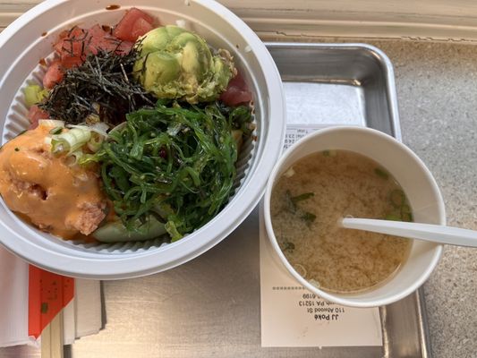 JJ Poke Bowl & Taiwanese Bubble Tea by null