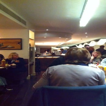 Nando's - Chicken Shop Near Me - Oxford, OXF