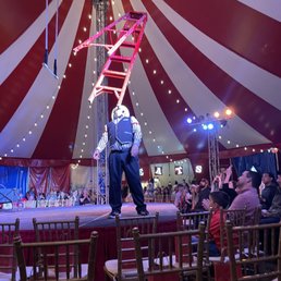 Pre-show entertainment
