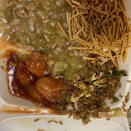 Combo Sweet & Sour (Chicken or Pork), Chow Mein & Fried Rice Combo Sweet & Sour (Chicken or Pork), Chow Mein & Fried Rice