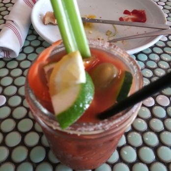 Hillside Farmacy - New American Near Me - Austin, Texas
